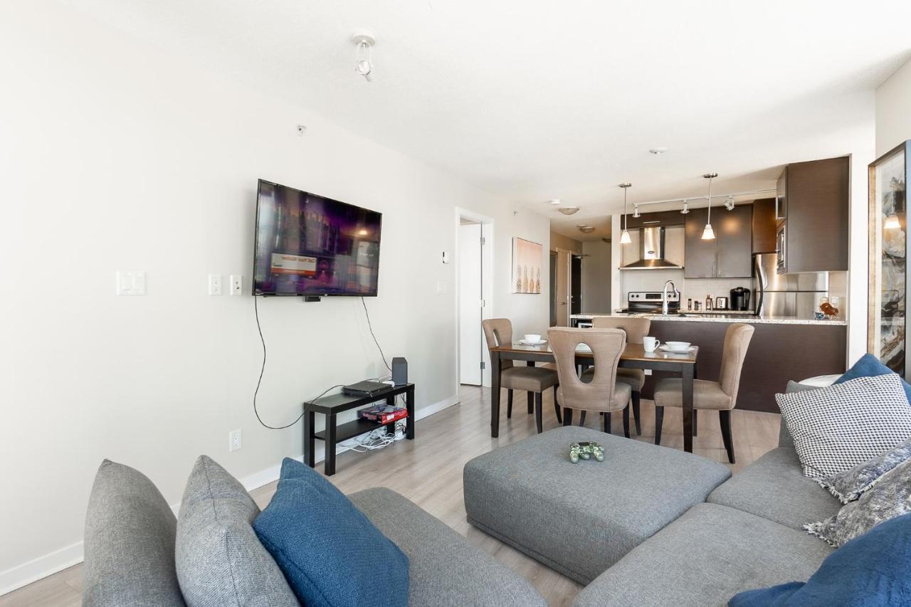 Stunning 2 Bedroom Condo With Downtown Views!!! Vancouver Exteriör bild